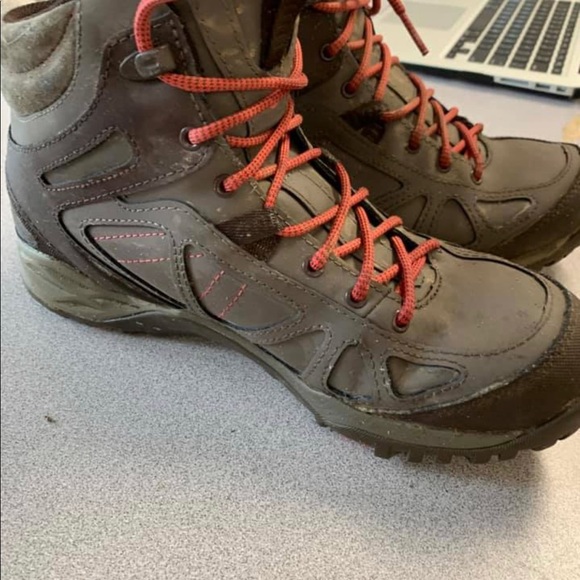 Boulder Merrill performance footwear- women’s - Picture 2 of 3